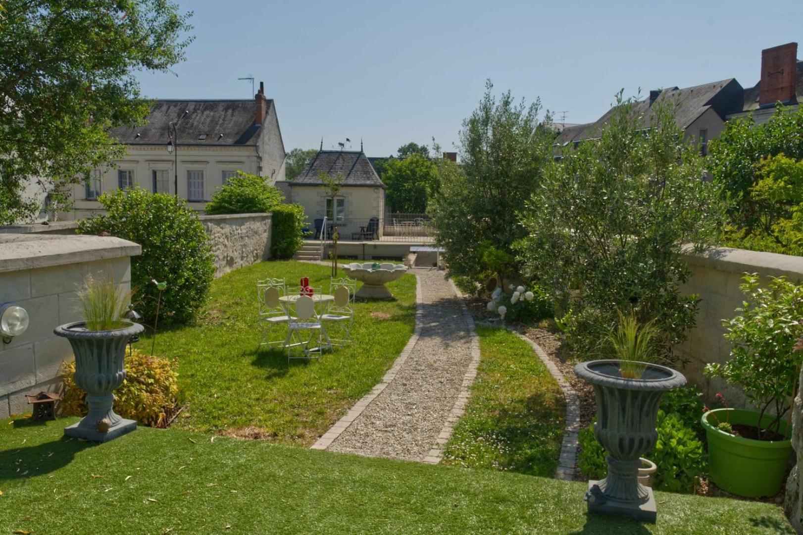 L'Elegante Hotel Лош Екстериор снимка