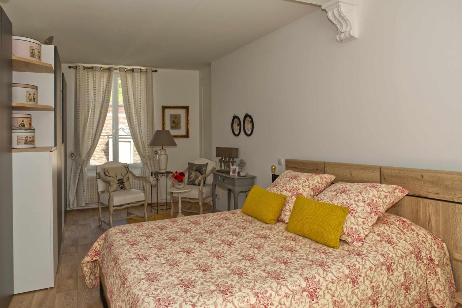 L'Elegante Hotel Лош Екстериор снимка